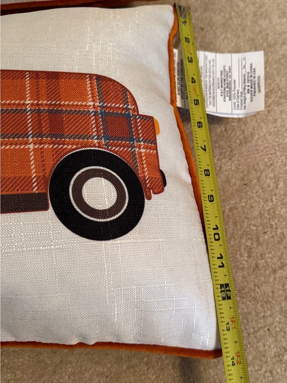 NWT Set of 2 Plaid Pumpkin Truck Accent Pillow - Orange - Picture 6 of 7